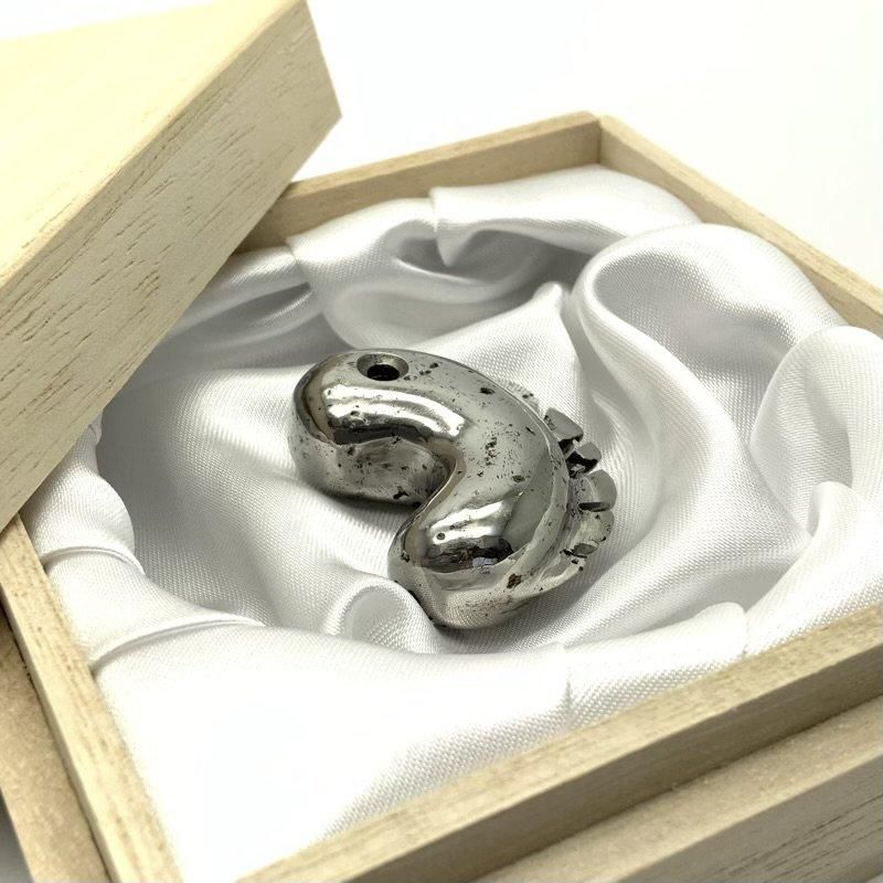 玉鋼 勾玉 獣型 】 たまはがね まがたま たたら製鉄 奥出雲 鉧