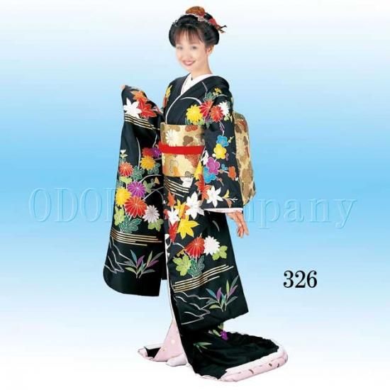 踊り 着物 裾引き振袖 御守殿 仕立上がり日本舞踊、歌謡舞踊のステージ