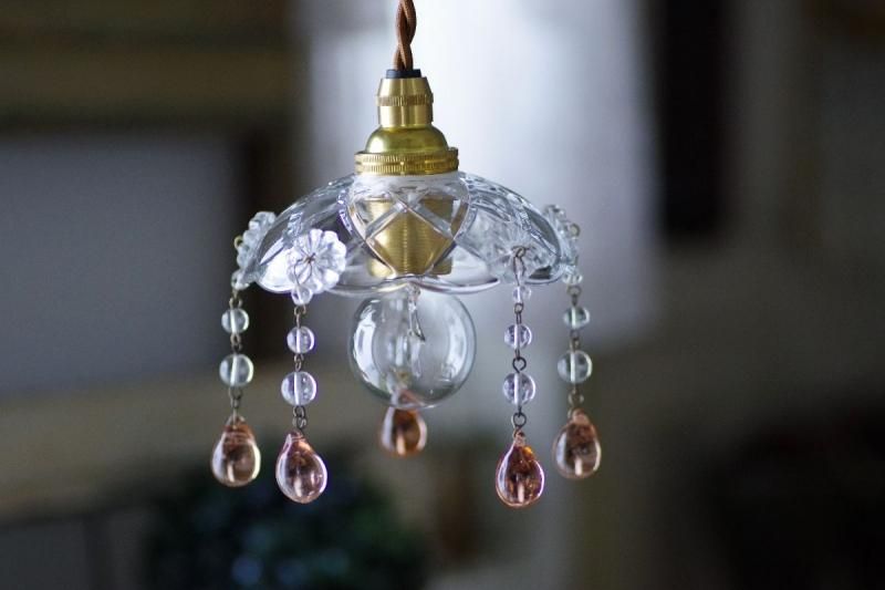 0066eフランスアンティーク小さなピンクガラスドロップミニ