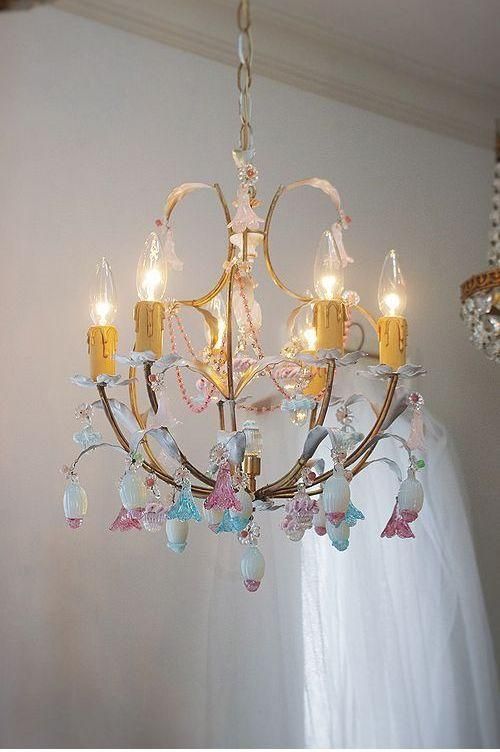 訳あり クリスタルティアドロップ 1灯シャンデリア 薄紫 フランス