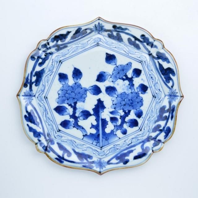 牡丹唐草 | 輪花プレート - 有田焼のまるぶんオンラインストア