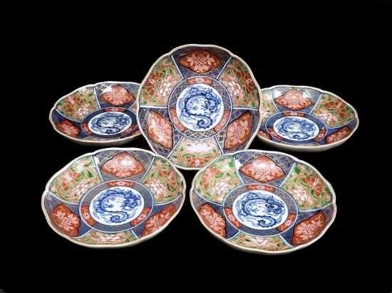 大聖寺伊万里 金襴手 菊花紋の図 8寸菊皿 E367AS-CUz 大聖寺伊万里