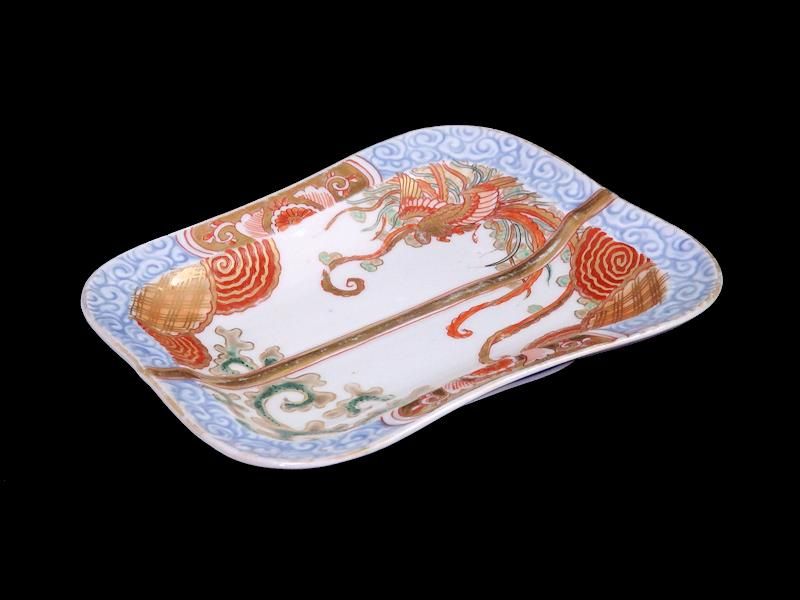 古伊万里 色絵 陽刻鳳凰文図 軍配形変形皿