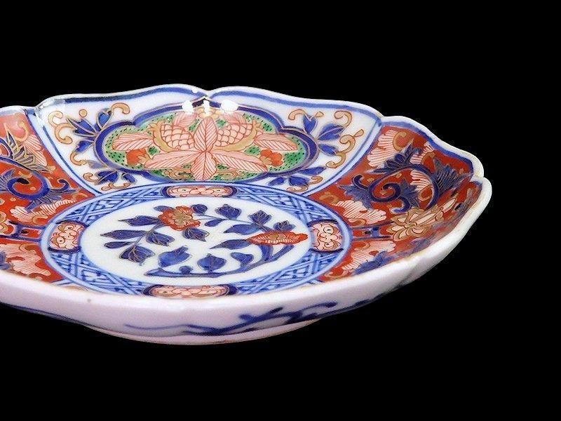 大聖寺伊万里 金襴手 牡丹に金唐草図 4寸皿