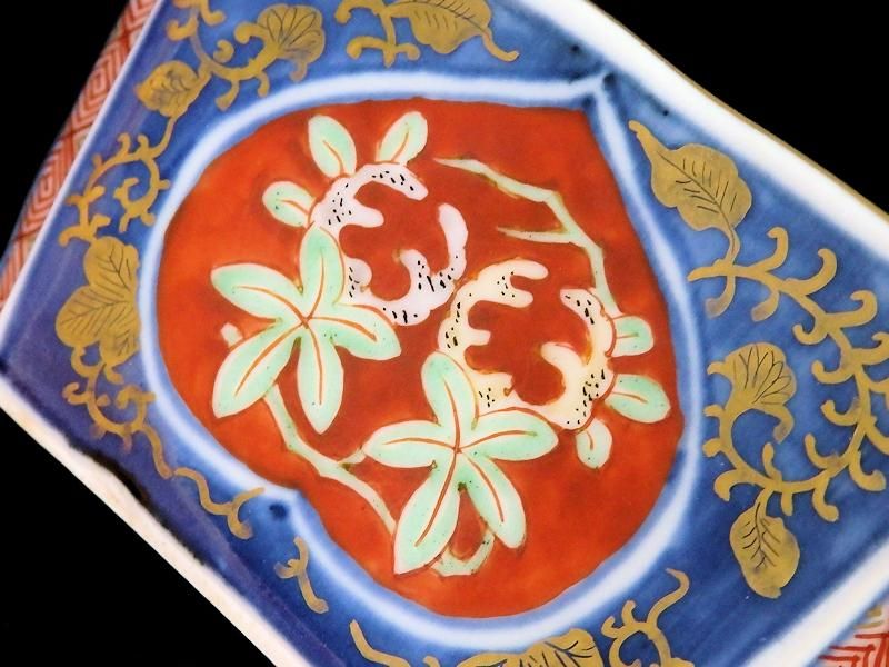 大聖寺伊万里 金襴手 桃に柘榴 大樹に欄干図 四方角向付