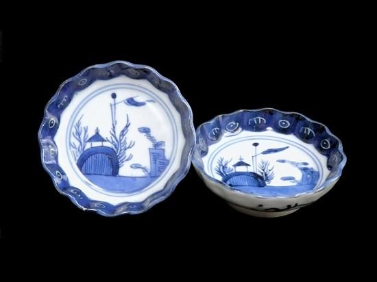 古伊万里 染付 墨弾き 楼閣図 縁高豆皿