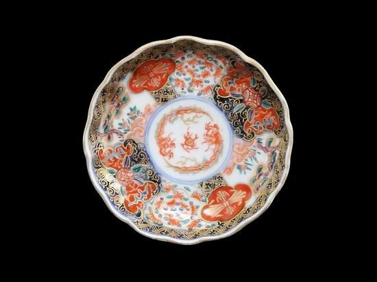 古伊万里 金襴手 宝珠に団龍紋 熨斗に七宝紋図 3寸皿