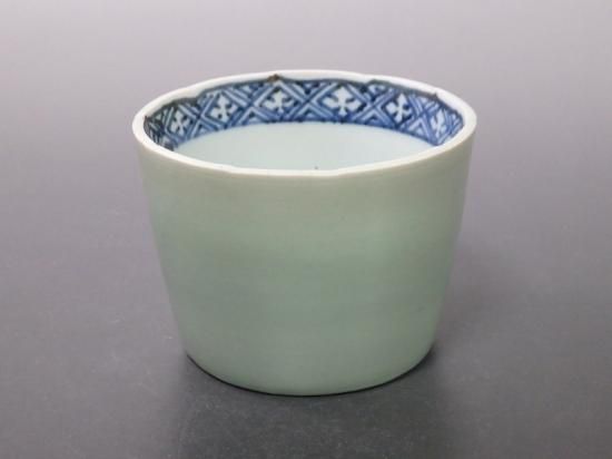 229 古伊万里染付松松葉吹雪図蕎麦猪口 江戸前期 無傷 229 古