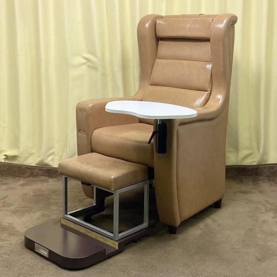 中古美品】タカラベルモント REINE IIl エステ ネイル用ソファ ベッド