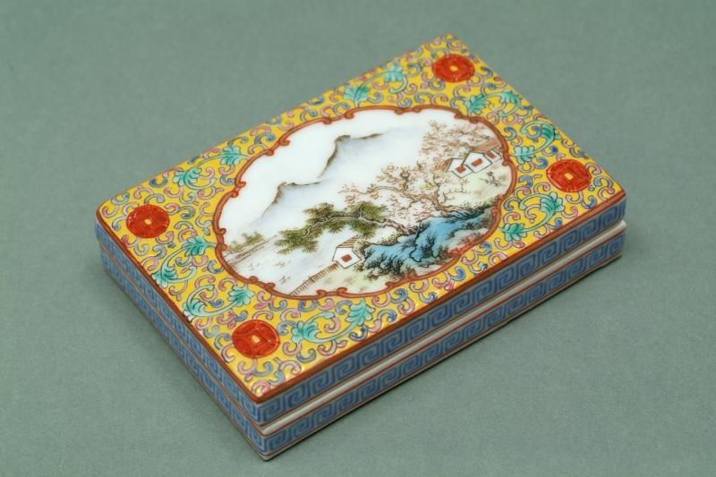 一品物】景徳鎮 粉彩山水図陶硯 - 書道用具専門店 西本皆文堂