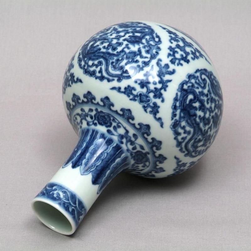 景徳鎮 青白磁 青花龍紋瓶 ドラゴン模様 壺 景徳鎮 青白磁 青花龍紋瓶