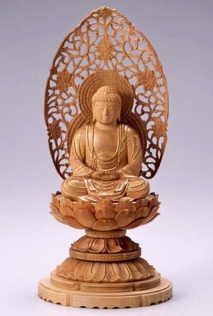 釈迦如来坐像 3寸 #487 宝塔奏楽飛天光背 円台座◇白檀 木彫 仏像