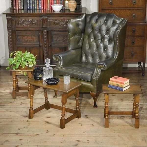 TABLE - Q'S ANTIQUES