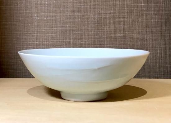 京焼・清水焼 宇野 徹 作 白瓷茶碗 在銘 無傷 保証 共箱。