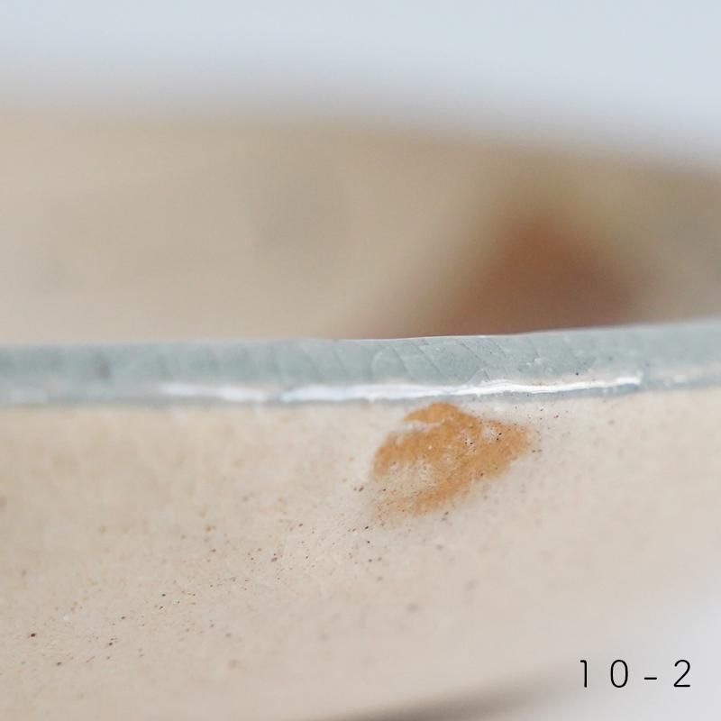 平皿/キムホノ（金憲鎬）