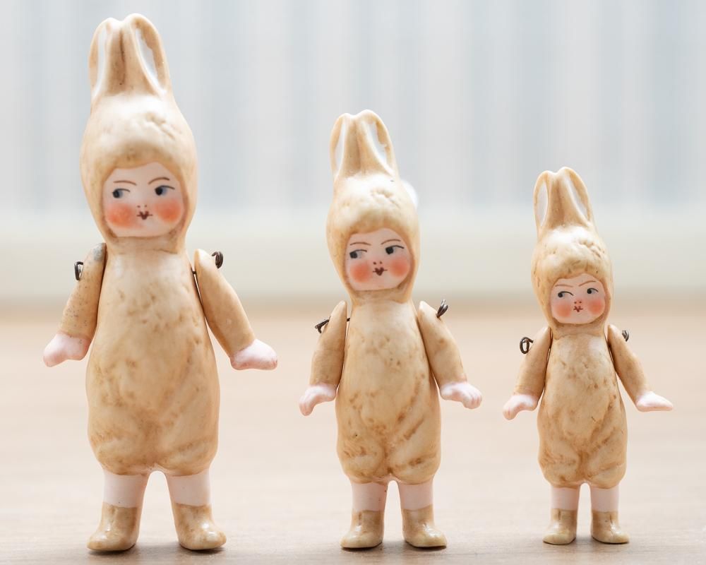 アンティーク】ドイツ製うさぎのビスクドール