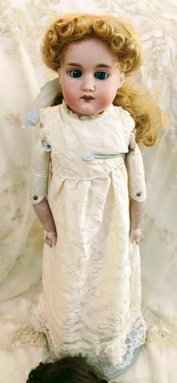 ドイツ製アンティークビスクドールアーモンドマルセル