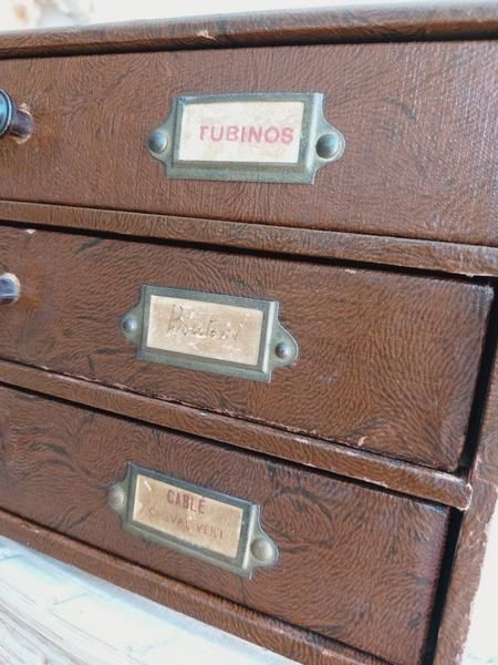 C&Bカルティエ ブレッソン製ソーイングキャビネット