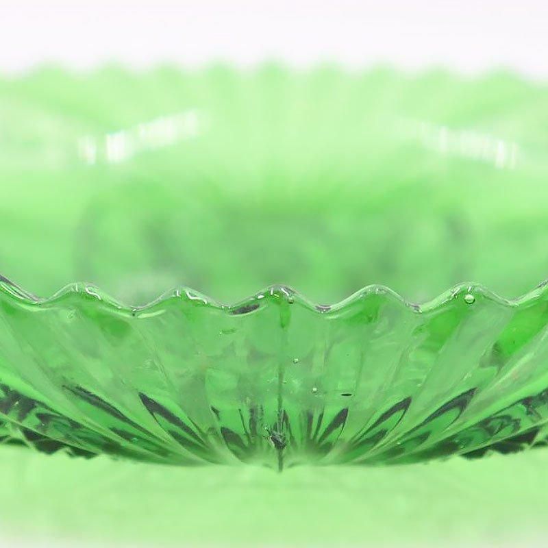 アンティーク昭和初期の緑色プレスガラス大皿