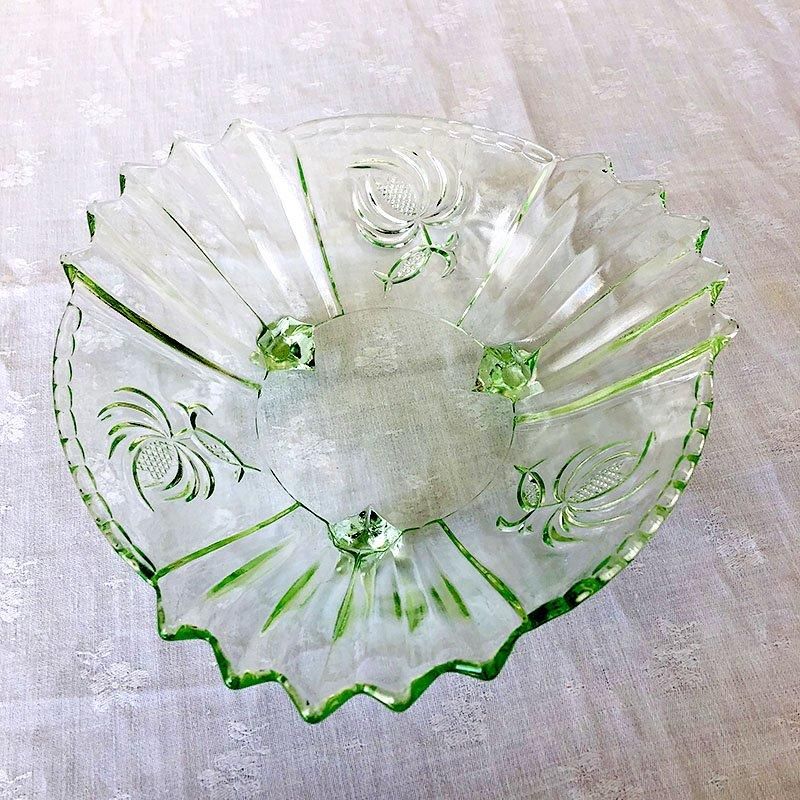 アンティークウランガラスの希少な大型コンポート