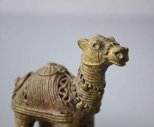 ヴィンテージ真鍮製ラクダフィギュア 英国からの逸品