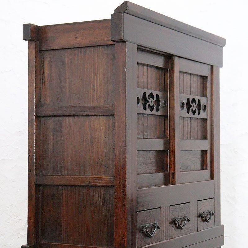 重厚感あるアンティーク食器棚 明治-大正時代製