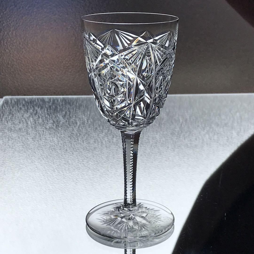 アンティークバカラ製ラグニーシリーズ重厚なワイングラス