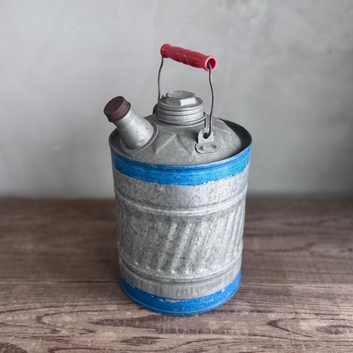 ヴィンテージオイル缶 ブリキのガソリン缶