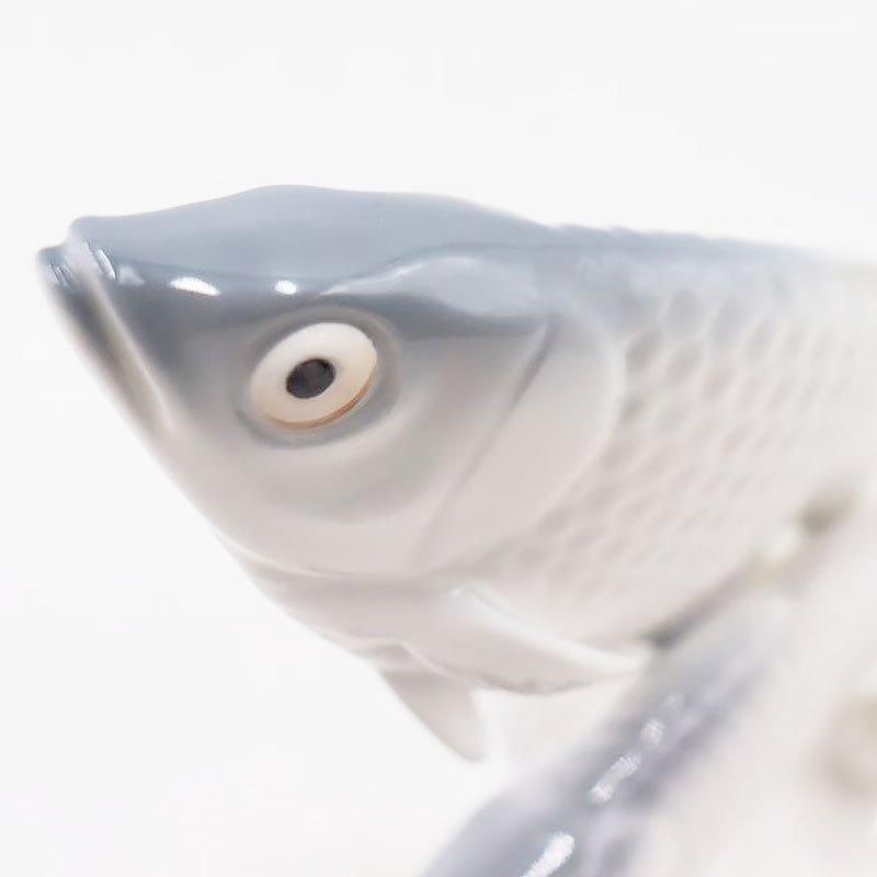 希少なノリタケボーンチャイナの魚置物
