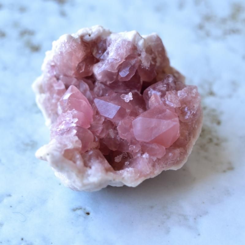 ピンクアメジスト・ジオード イシス アルゼンチン・パタゴニア産 77g