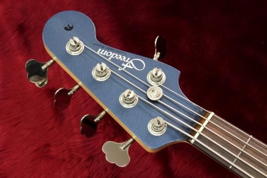 Freedom Custom Guitar Researchジャスベース2013 Freedom Custom