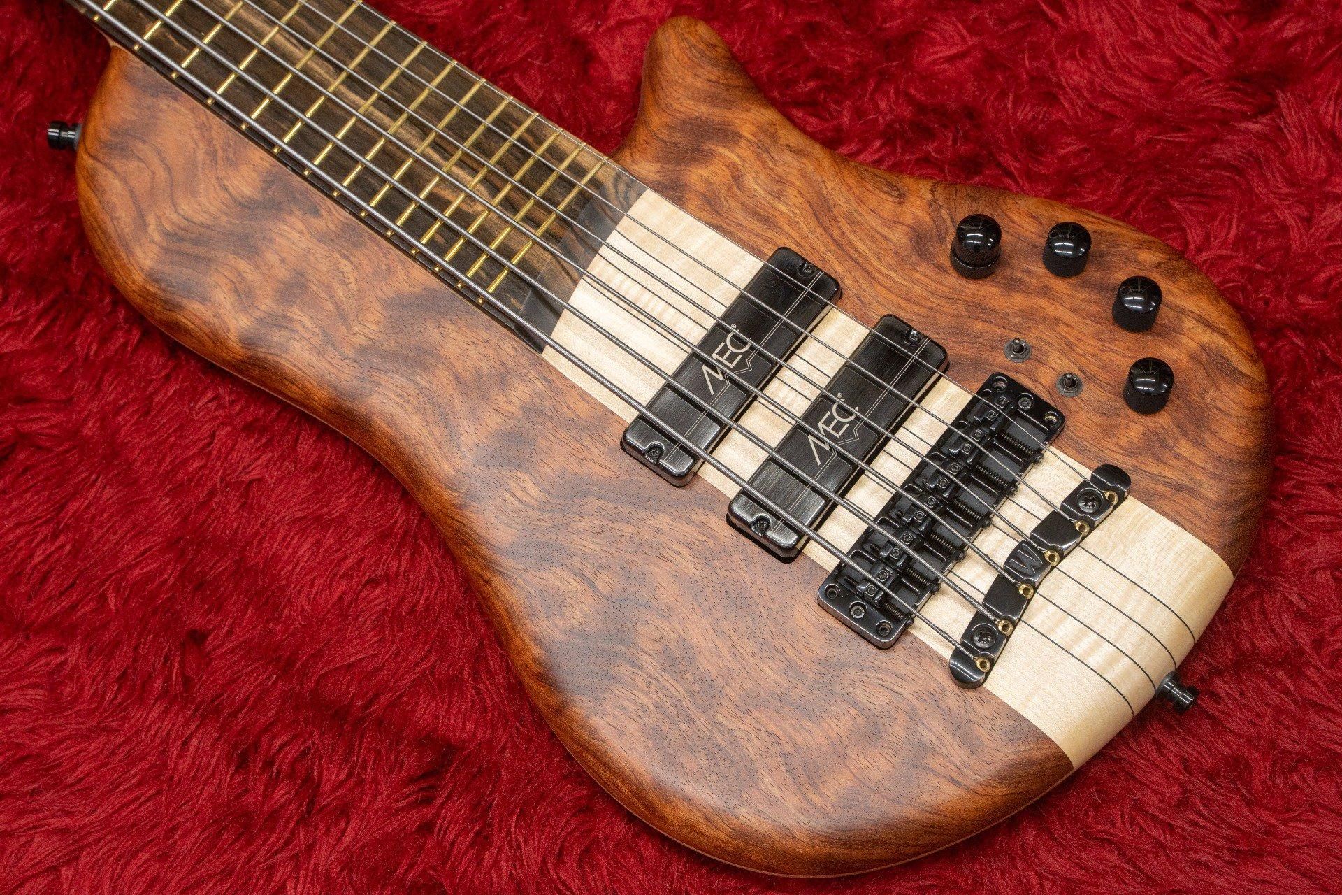outlet】Warwick / CS Masterbuilt Thumb Bass NT Singlecut 6 5.350kg