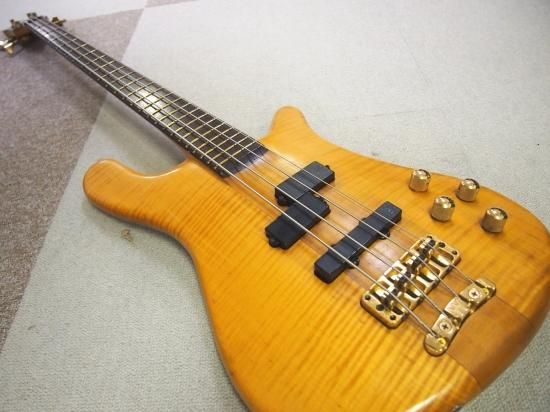 Warwick Streamer Stage 1 - Geek IN Box