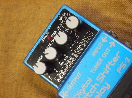 BOSS PS-2 Digital Pitch Shifter / Delay - Geek IN Box