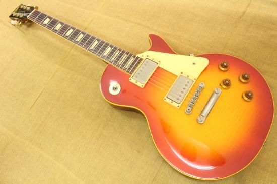 P*e様 Greco V型エレキギター クリーム色