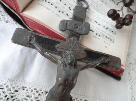 フランスアンティーク 真鍮と木の十字架（壁掛け）