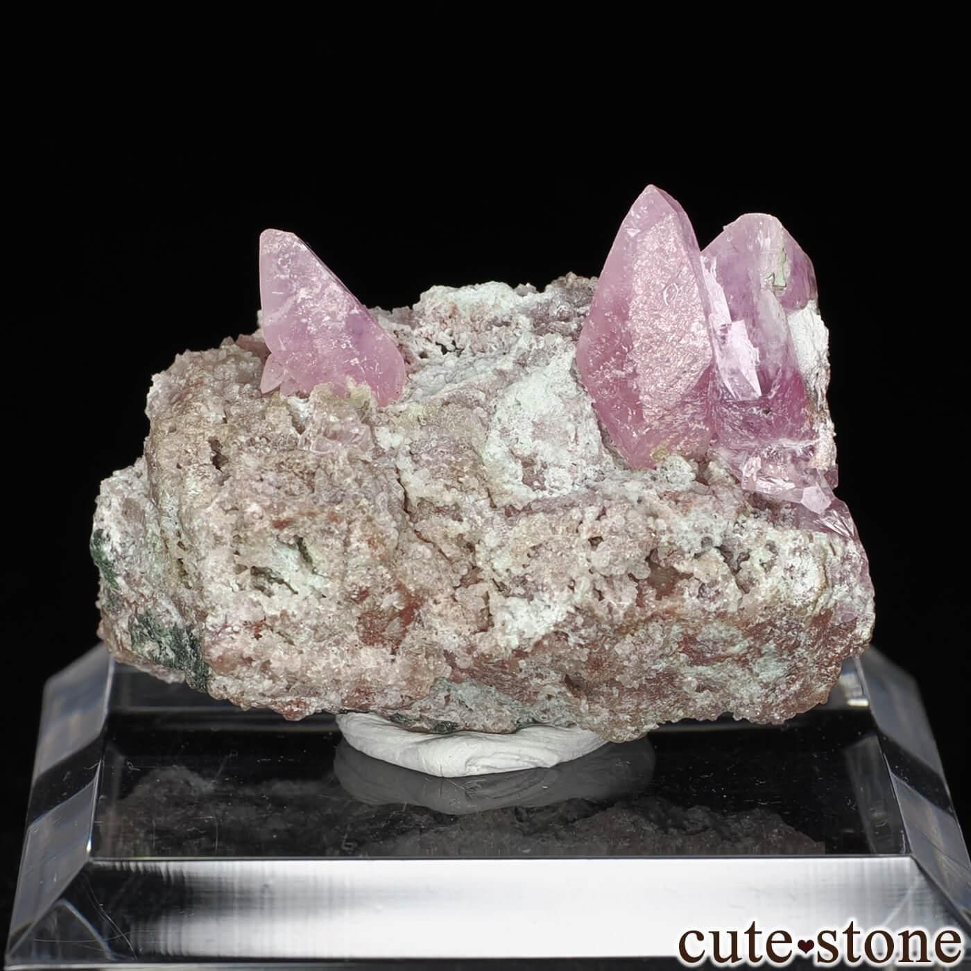 コンゴ Mashamba West Mine産 ピンクカルサイトの原石 No.1 - cute stone -