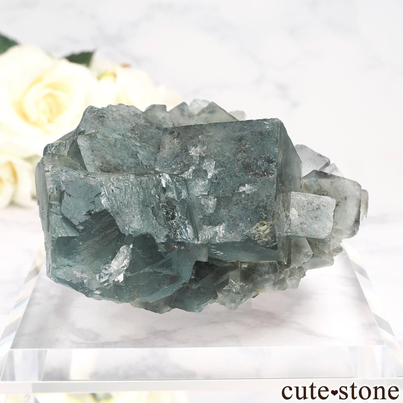 モロッコ Touroug-El Hamda Quarries産 フローライトの原石 No.4