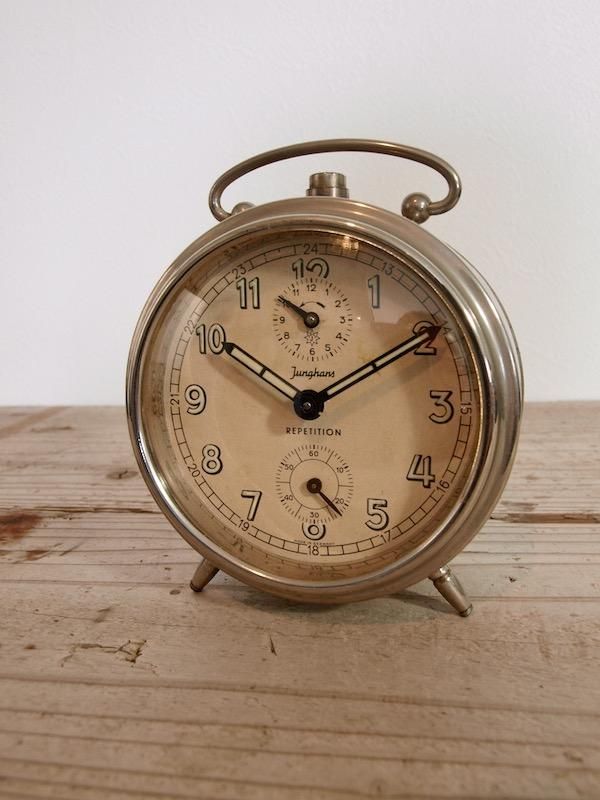 ドイツJUNGHANS社 目覚まし時計 - Baum's Antik Markt