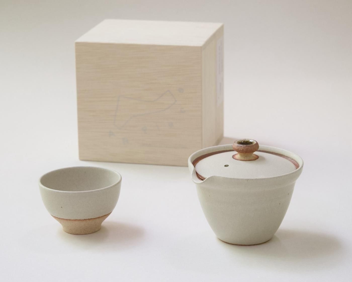 極希少 信楽焼 初代 直方 造 緋襷和歌刻 蓋付 大茶入 茶壷 茶道具 茶器