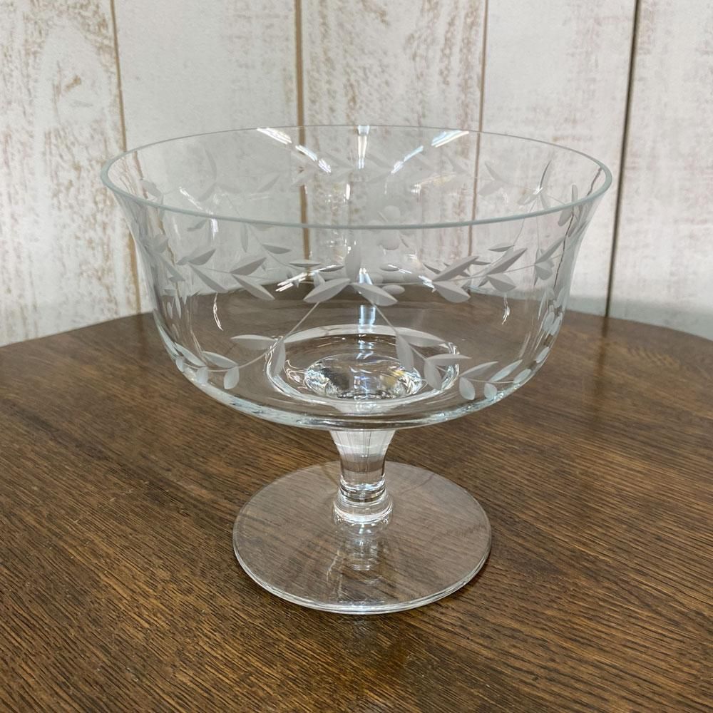 骨董 時代ガラス グラヴィール技法 薄張りガラス 碗型 ボウル ウラン