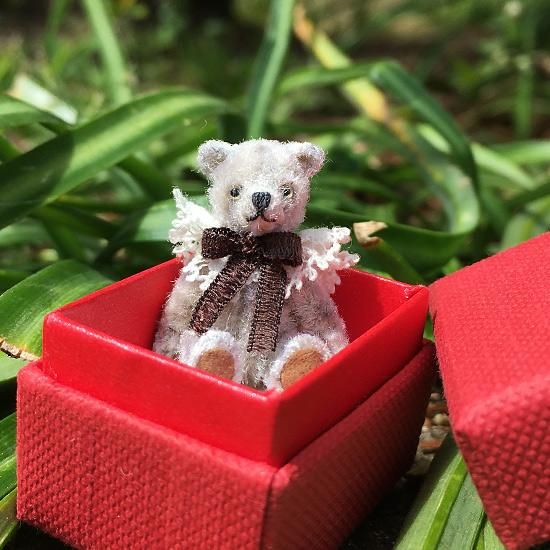 新作：国本雅之さんのブランド ＊ ” 熊三昧 ” ＊「ミニチュア