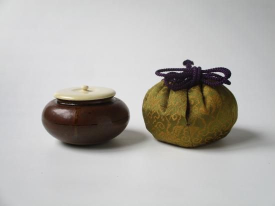 茶道具 内海 茶入 共箱(RC988) 茶道具 内海 茶入 共箱(RC988)