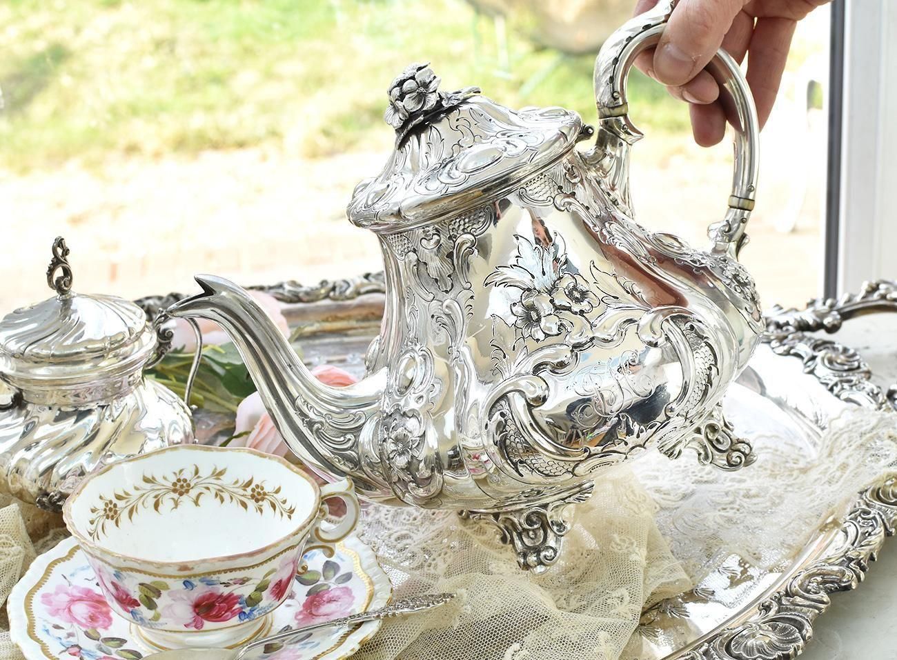 英国アンティーク銀器【純銀】ティーポット James&Walter Martial