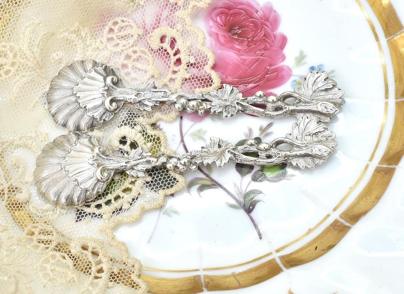 英国アンティーク銀器【純銀】1861年 シェルのソルトスプーン ペア