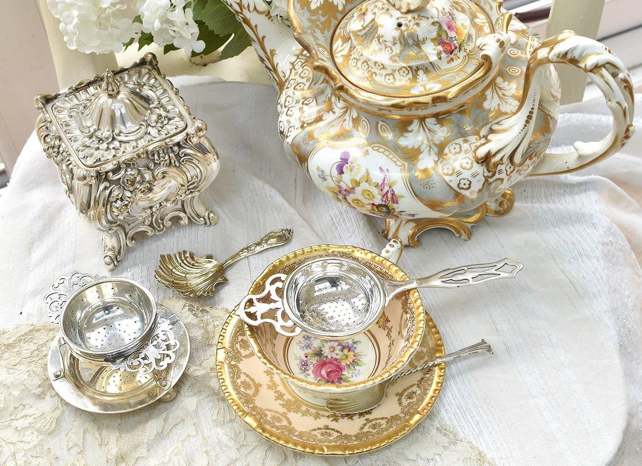 英国】ビクトリアンのティーケトル 【シルバープレート】 バナー