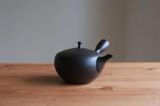 おひとり様で楽しむお茶セット「洗いやすく手入れのしやすい平丸急須