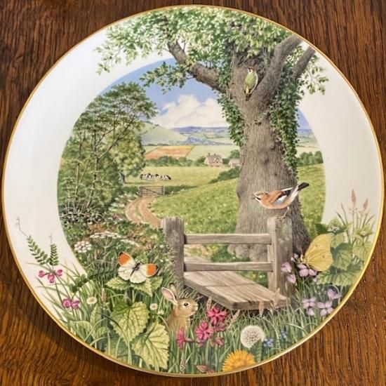 希少☆1977年 ウェッジウッド製 鳥の飾り皿 希少☆1977年 ウェッジ