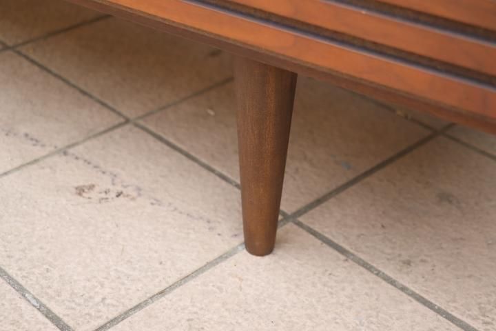 KEYUCA(ケユカ)で取り扱われていた、マライカ ウォールナット材 TV