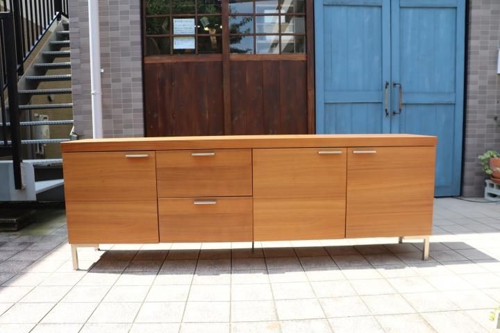 北欧デンマークのBoConcept(ボーコンセプト)のウォールナット サイド